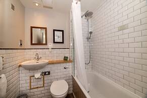 Greswolde Arms Hotel by Chef and Brewer Collection