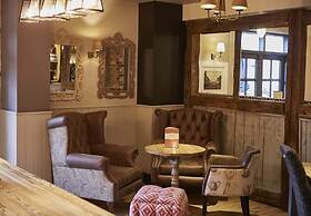 Greswolde Arms Hotel by Chef and Brewer Collection