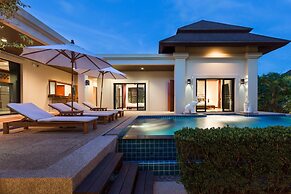 Nai Harn Baan-Bua Villas