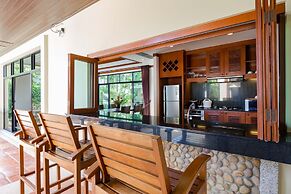 Nai Harn Baan-Bua Villas