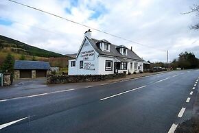 The Golden Larches Cafe and B&B