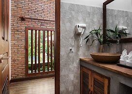 Malu Khmer Villa