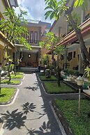 Gora Beach Inn