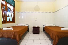 Gora Beach Inn