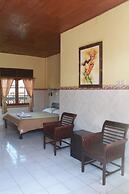 Gora Beach Inn