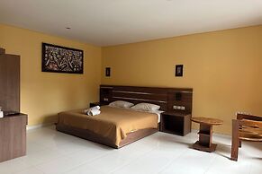 Gora Beach Inn