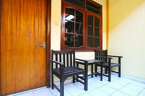 Gora Beach Inn