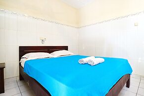 Gora Beach Inn