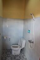 Gora Beach Inn