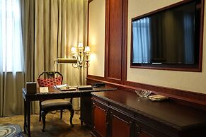 Shanghai Donghu Hotel