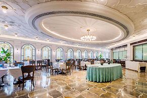 Shanghai Donghu Hotel