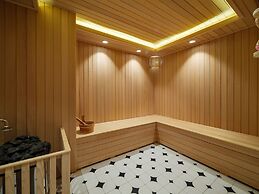 Shanghai Donghu Hotel