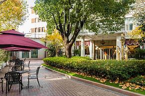 Shanghai Donghu Hotel