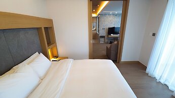 Ramada Sokcho Hotel