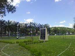 Boomerang Hotel
