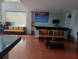 Boomerang Hotel