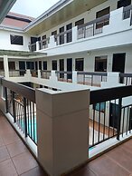 Boomerang Hotel