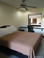 Boomerang Hotel