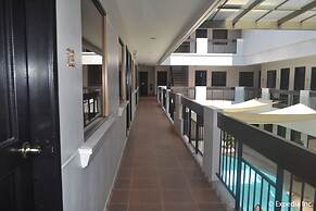 Boomerang Hotel