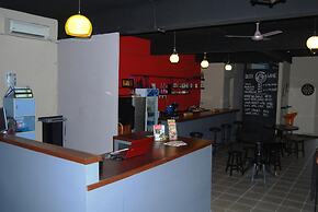 Borneo Seahare Guesthouse - Hostel