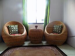 Amelia 2 Guest House
