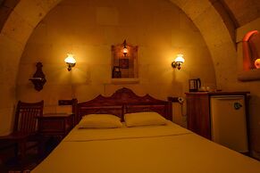 Vineyard Cave Hotel