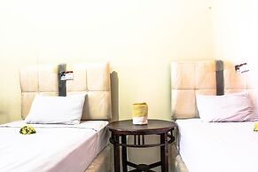 Lolo Beach Inn
