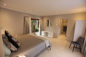 Rhino Coast Guest House
