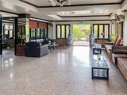 Baiboon Grand Hotel