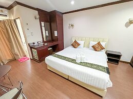 Baiboon Grand Hotel