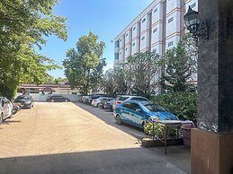 Baiboon Grand Hotel