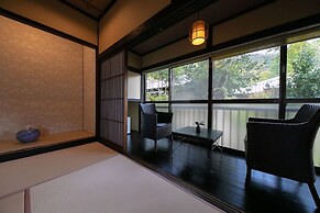 Yufuin Hoteiya