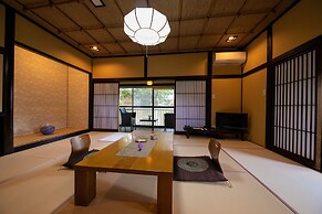 Yufuin Hoteiya
