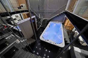 Luks Lofts Hotel & Residences