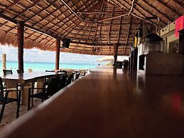 Chichis and Charlies Beachfront