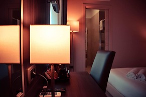 Brain Rooms & Suite