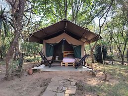 Red Rocks Rwanda Guesthouse & Campsite