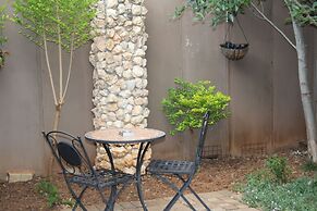 Cottonwood Guesthouse
