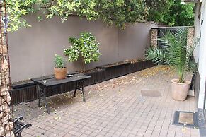 Cottonwood Guesthouse