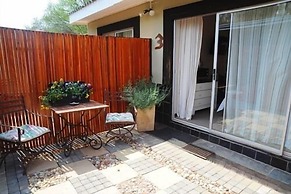 Cottonwood Guesthouse