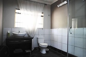 Cottonwood Guesthouse