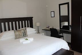 Cottonwood Guesthouse