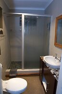Cottonwood Guesthouse