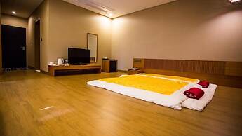 J Square Hotel