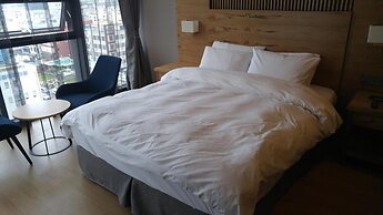 J Square Hotel
