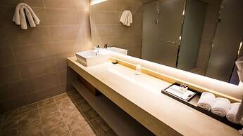 J Square Hotel