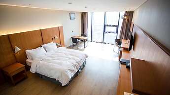 J Square Hotel
