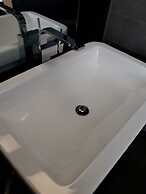 J Square Hotel