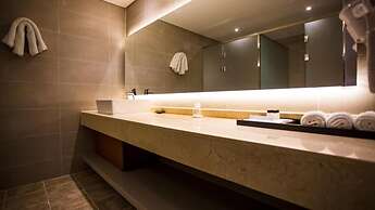 J Square Hotel