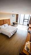 J Square Hotel